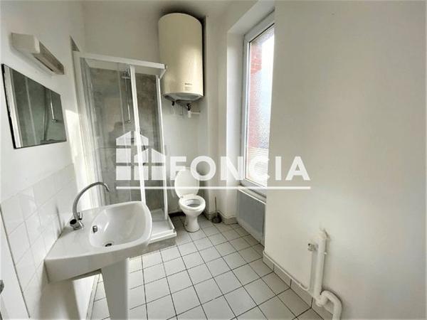 Location Appartement 2 pièces 38.8 m² - 19 RUE SCHNETZ Flers 61100