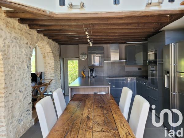 Maison à vendre 10 pièces 280 m² Saint-Cyr-sous-Dourdan