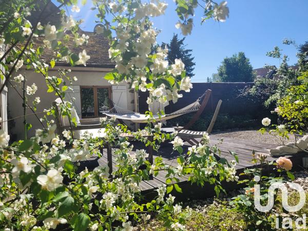 Maison à vendre 10 pièces 280 m² Saint-Cyr-sous-Dourdan