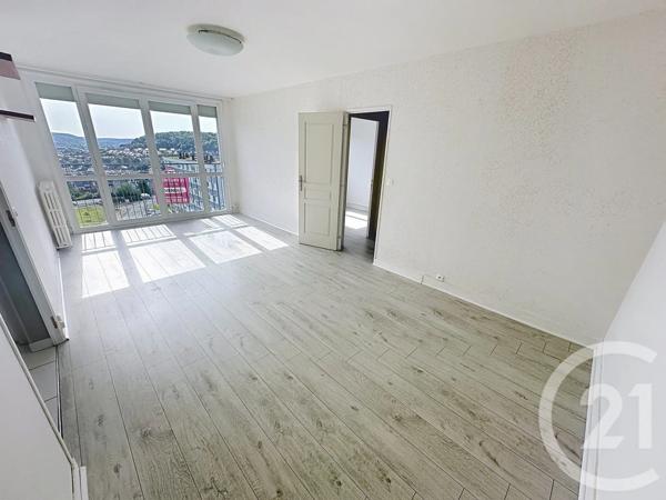 Appartement F3 à vendre  3 pièces - 66,48 m 2   FECAMP  - 76