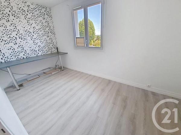 Appartement F3 à vendre  3 pièces - 66,48 m 2   FECAMP  - 76