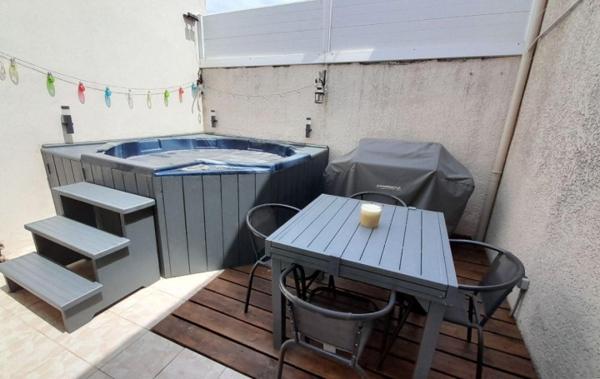 Vente Maison de ville P5 avec grand garage rénové(e) Aigues-mortes   