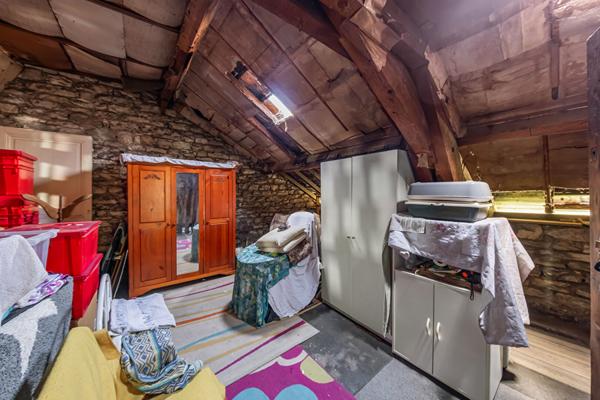 T3 au coeur de Chalon sur Saône-1 chambre-1 bureau-Grand grenier et Cave-Petite copro