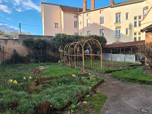 T3 au coeur de Chalon sur Saône-1 chambre-1 bureau-Grand grenier et Cave-Petite copro