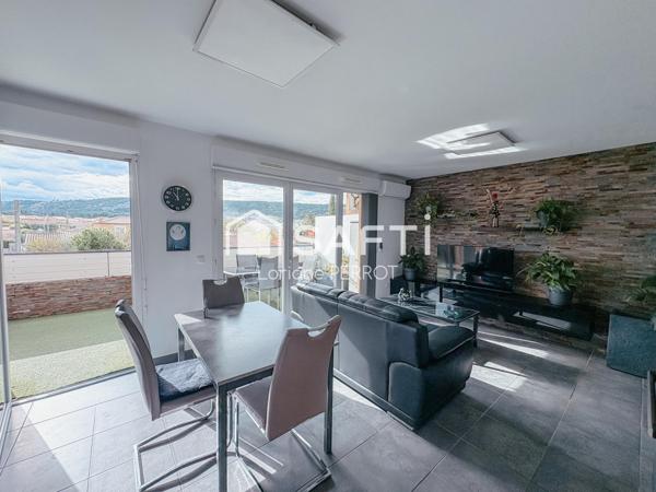 T3 dernier étage, terrasse, garage