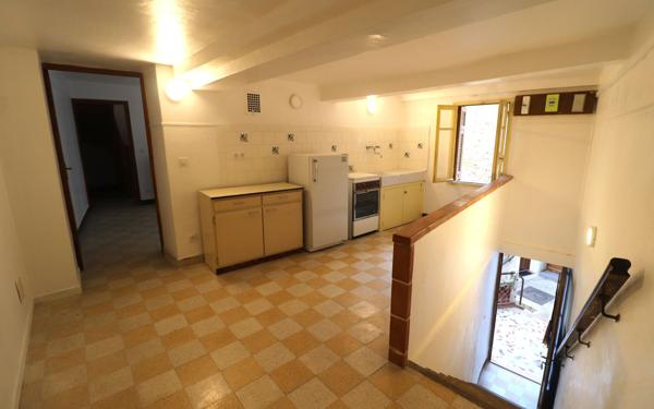 Maison à vendre    2 pièces • 55 m2 Berre-les-Alpes