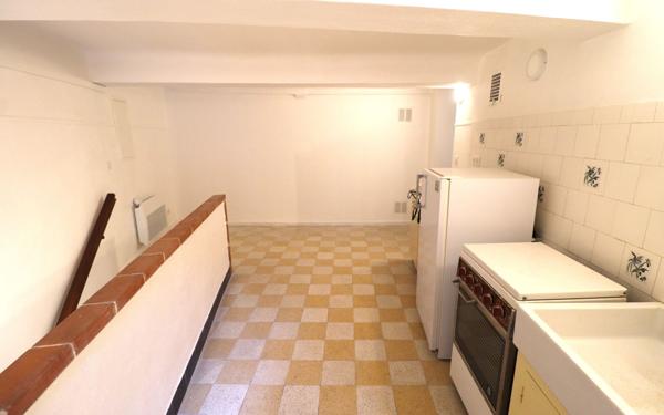 Maison à vendre    2 pièces • 55 m2 Berre-les-Alpes