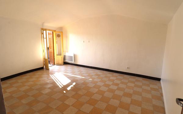 Maison à vendre    2 pièces • 55 m2 Berre-les-Alpes