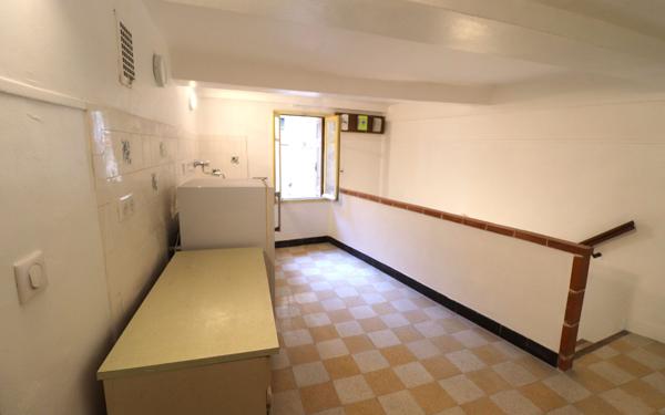 Maison à vendre    2 pièces • 55 m2 Berre-les-Alpes