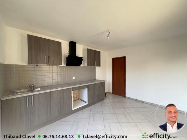 Maison
         4 pièces
        - 105 m²