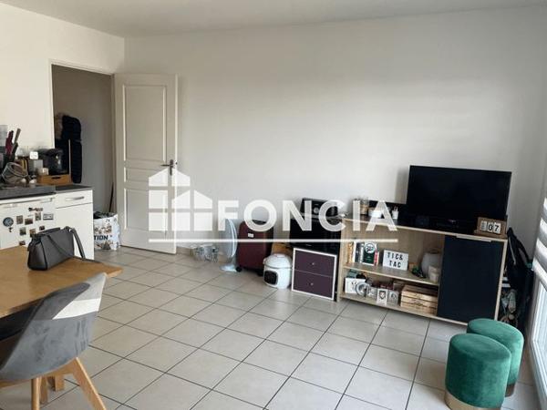 Location Studio 33.54 m² - BATIMENT D Caen 14000