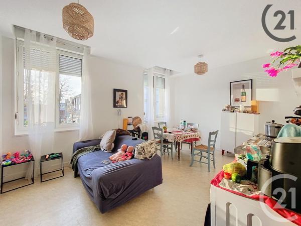 Appartement Studio à vendre  1 pièce - 31,27 m2 REIMS - 51