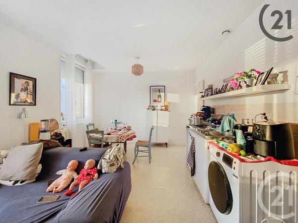 Appartement Studio à vendre  1 pièce - 31,27 m2 REIMS - 51