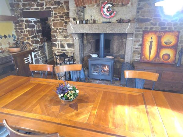 La-Lande-De-Goult 61320 Longère en pierre 112 m² terrain 30.200 m²