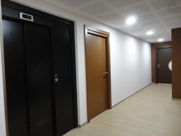 Dpt Pyrénées Orientales (66), à vendre POLLESTRES appartement T3 de 60.49 m² avec terrasse et stationnement en sous-