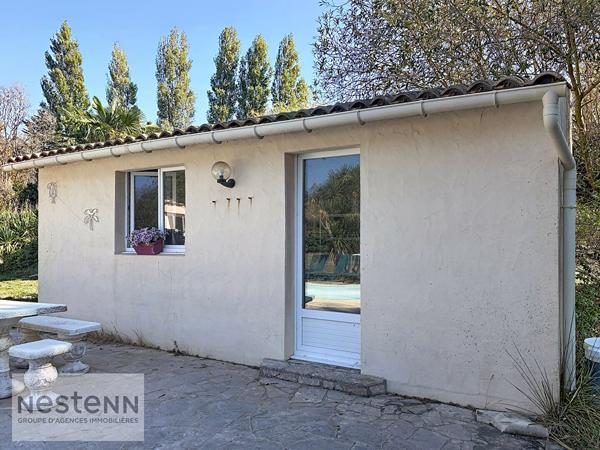 Pension Canine et Maison spacieuse à vendre à Sallertaine avec piscine et grand terrain