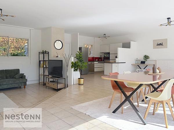 Pension Canine et Maison spacieuse à vendre à Sallertaine avec piscine et grand terrain
