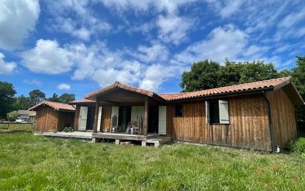 Maison à vendre    4 pièces •  Lit-et-Mixe