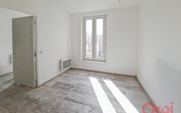 Appartement à vendre    2 pièces • 30,54 m2 Aubervilliers