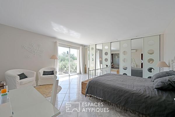 Villa de caractère en pleine nature, au coeur du village de Poulx