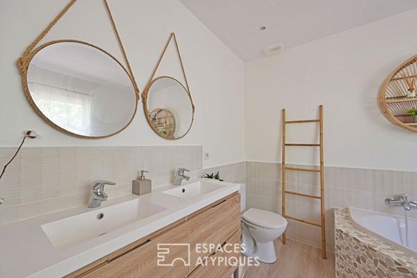 Villa de caractère en pleine nature, au coeur du village de Poulx