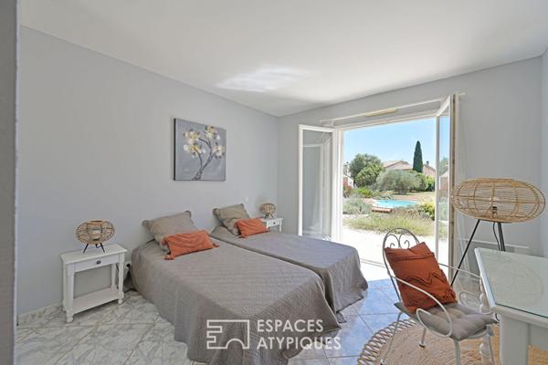 Villa de caractère en pleine nature, au coeur du village de Poulx