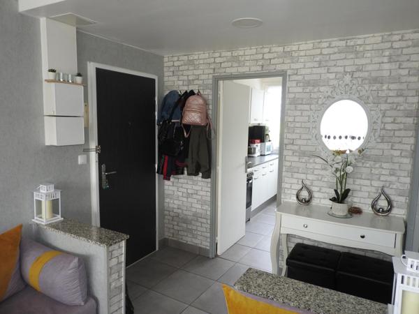 À Évreux, spacieux T5 avec balcon et parking – Idéal premier achat ou investissement locatif !