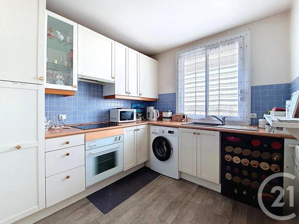 Appartement F4 à vendre  4 pièces - 79,99 m2 COLOMBES - 92