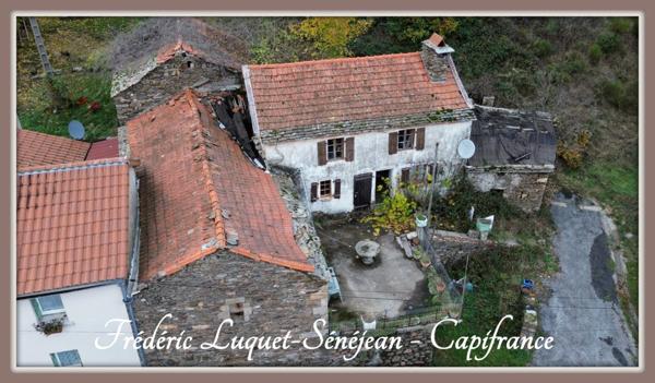 Maison à restaurer 3 pièces sur sous-sol avec deux granges à vendre à PREVENCHERES (48)