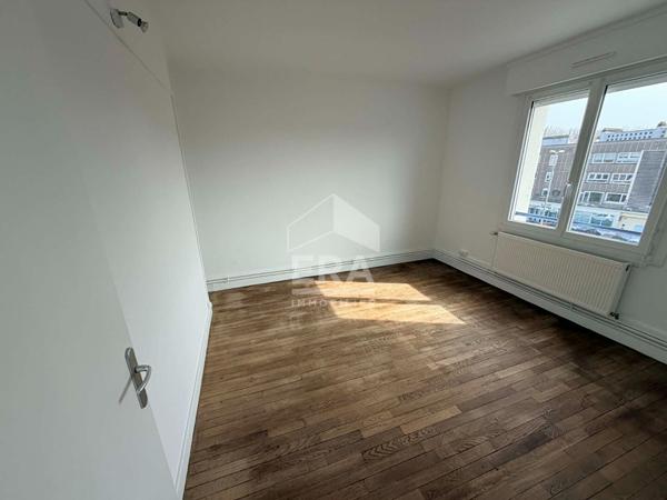 Appartement Dunkerque (59140) deux chambres et balcon
