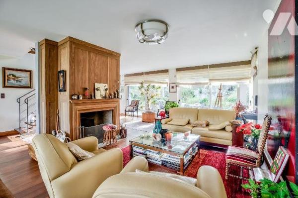 Magnifique propriété à vendre à Saint-Lunaire (35800) donnant accès immédiat à la plage, compre...