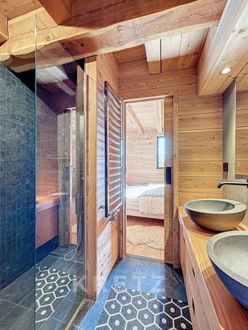 Chalet de luxe ski aux pieds