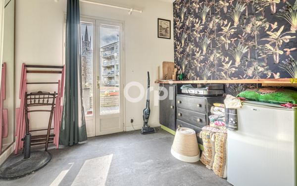 Appartement à vendre    5 pièces • 154 m2 Limoges