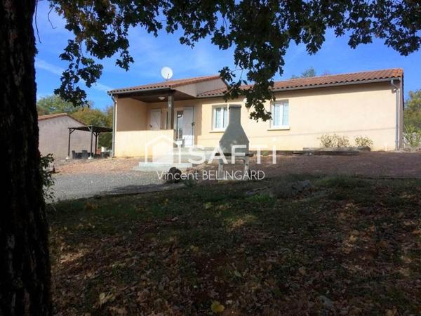 Village de vacances 15 pavillons avec bar et piscine