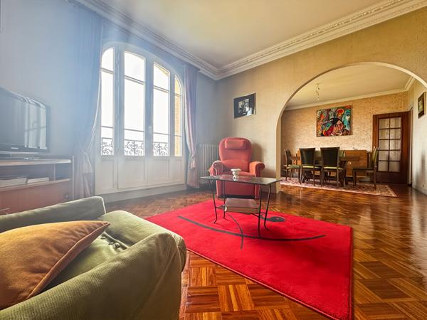 Charme de l'ancien - Proche de toutes les commodités