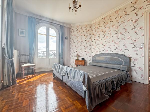 Charme de l'ancien - Proche de toutes les commodités