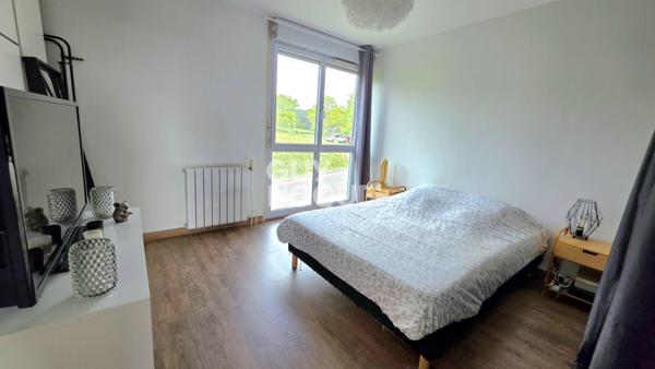 Grand appartement lumineux, 3 chambres, avec terrasse