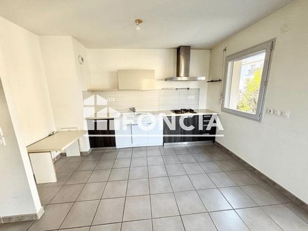 Location Appartement 3 pièces 64.99 m² - 29 RUE DES AGRIONS Soyons 07130