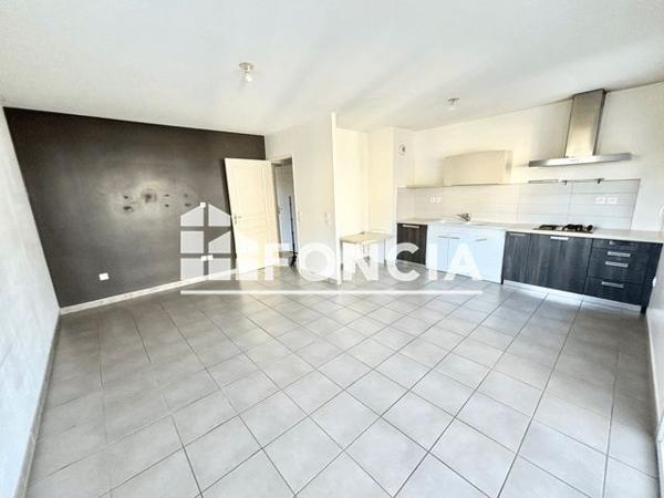 Location Appartement 3 pièces 64.99 m² - 29 RUE DES AGRIONS Soyons 07130