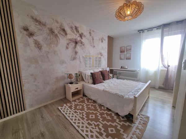 Maison 5 pièce(s) 4 chambre(s) 133 m²