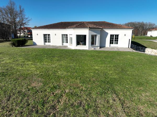 Maison contemporaine avec vue panoramique