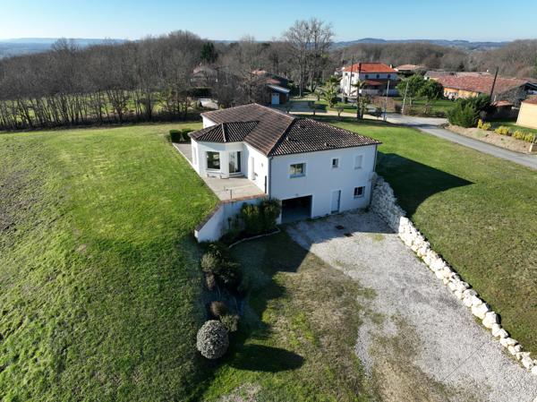 Maison contemporaine avec vue panoramique