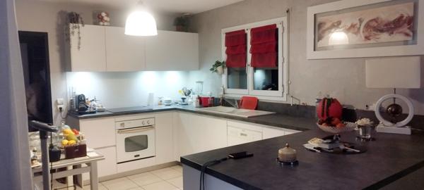 Maison Oissel 6 pièce(s) 117.5 m2