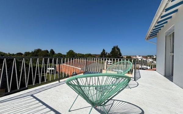 Maison à vendre    7 pièces •  Saint-Georges-d'Oléron