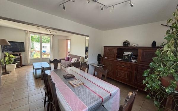 Maison à vendre    7 pièces •  Saint-Georges-d'Oléron