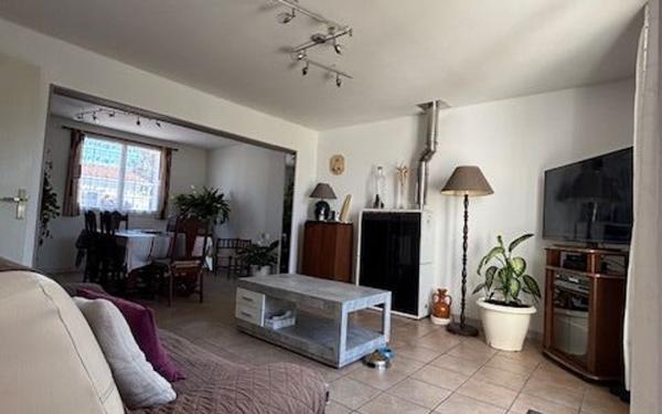 Maison à vendre    7 pièces •  Saint-Georges-d'Oléron