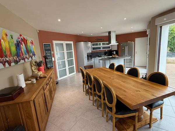 Maison individuelle SEMI PLAIN PIED - 7 pièce(s) - 175 m² -