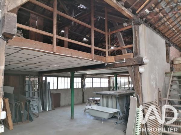 Immeuble à vendre 1 117 m² Gueugnon