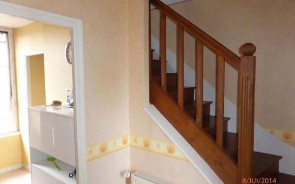 Immeuble à vendre    13 pièces •  Mauzé-sur-le-Mignon