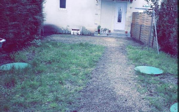 Immeuble à vendre    13 pièces •  Mauzé-sur-le-Mignon